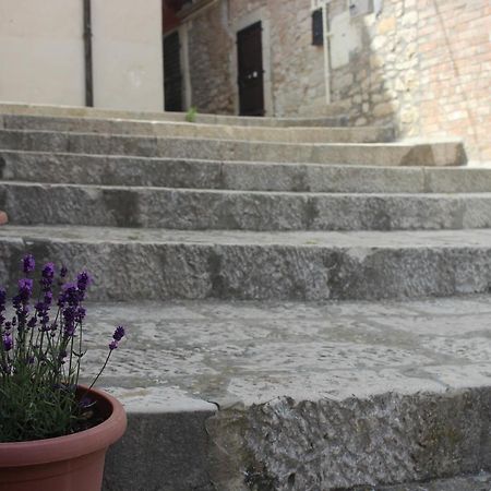 B&B Al Gravattone Venosa Eksteriør bilde